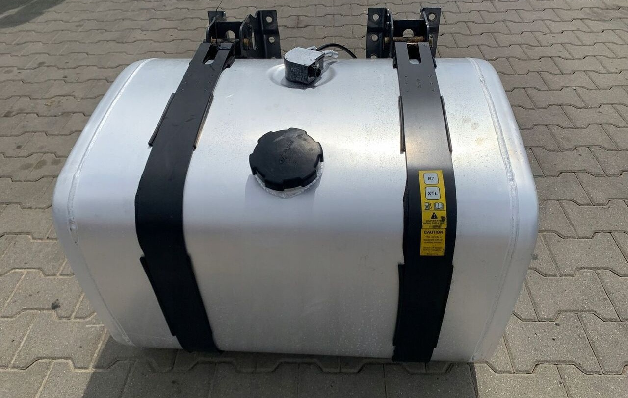 Volvo ZBIORNIK PALIWA RENAULT GAMA T VOLVO FH 4 FM 4 LOW DECK 82x69x56 21516469 - Fuel tank for Truck: picture 2 Volvo ZBIORNIK PALIWA RENAULT GAMA T VOLVO FH 4 FM 4 LOW DECK 82x69x56 21516469 - Fuel tank for Truck: picture 2