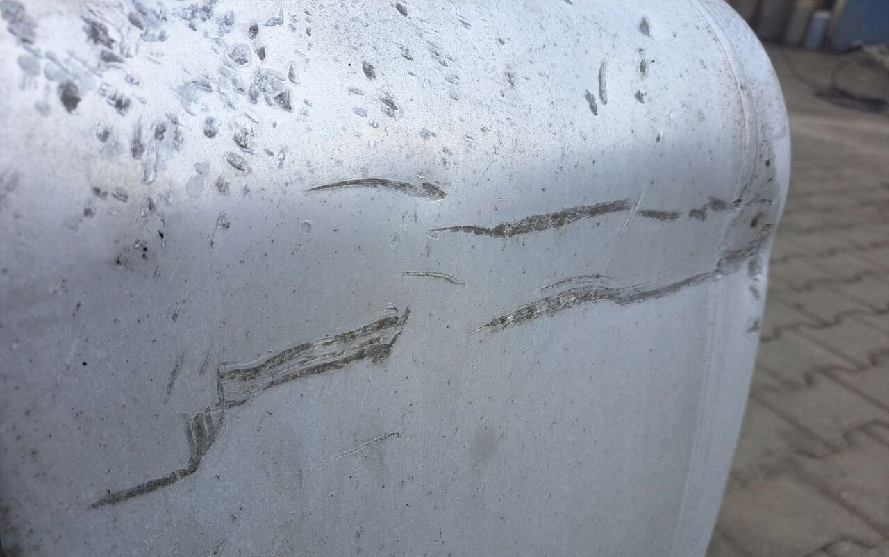 ZBIORNIK PALIWA RENAULT GAMA T VOLVO FH 4 FM 4 LOW DECK 100x69x5 22038777 - Fuel tank for Truck: picture 3 ZBIORNIK PALIWA RENAULT GAMA T VOLVO FH 4 FM 4 LOW DECK 100x69x5 22038777 - Fuel tank for Truck: picture 3