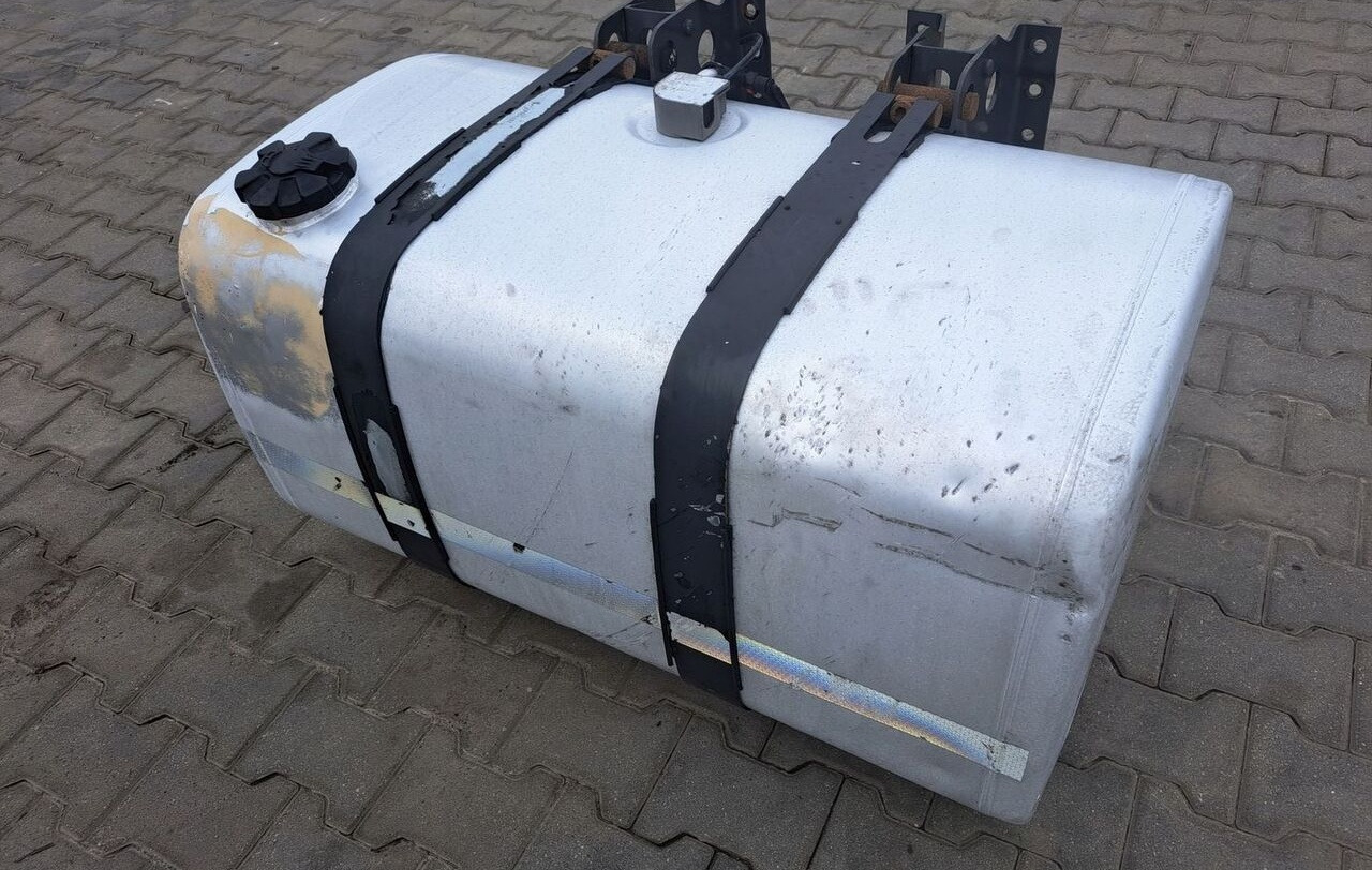 ZBIORNIK PALIWA RENAULT GAMA T VOLVO FH 4 FM 4 LOW DECK 100x69x5 22038777 - Fuel tank for Truck: picture 2 ZBIORNIK PALIWA RENAULT GAMA T VOLVO FH 4 FM 4 LOW DECK 100x69x5 22038777 - Fuel tank for Truck: picture 2