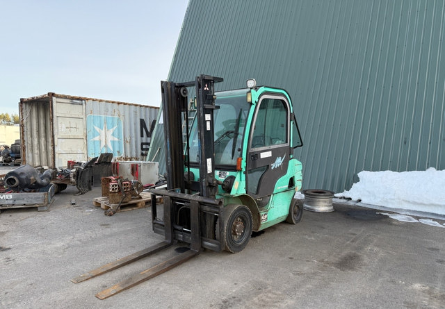 MitsubishiFD20N - Diesel forklift: picture 4 MitsubishiFD20N - Diesel forklift: picture 4