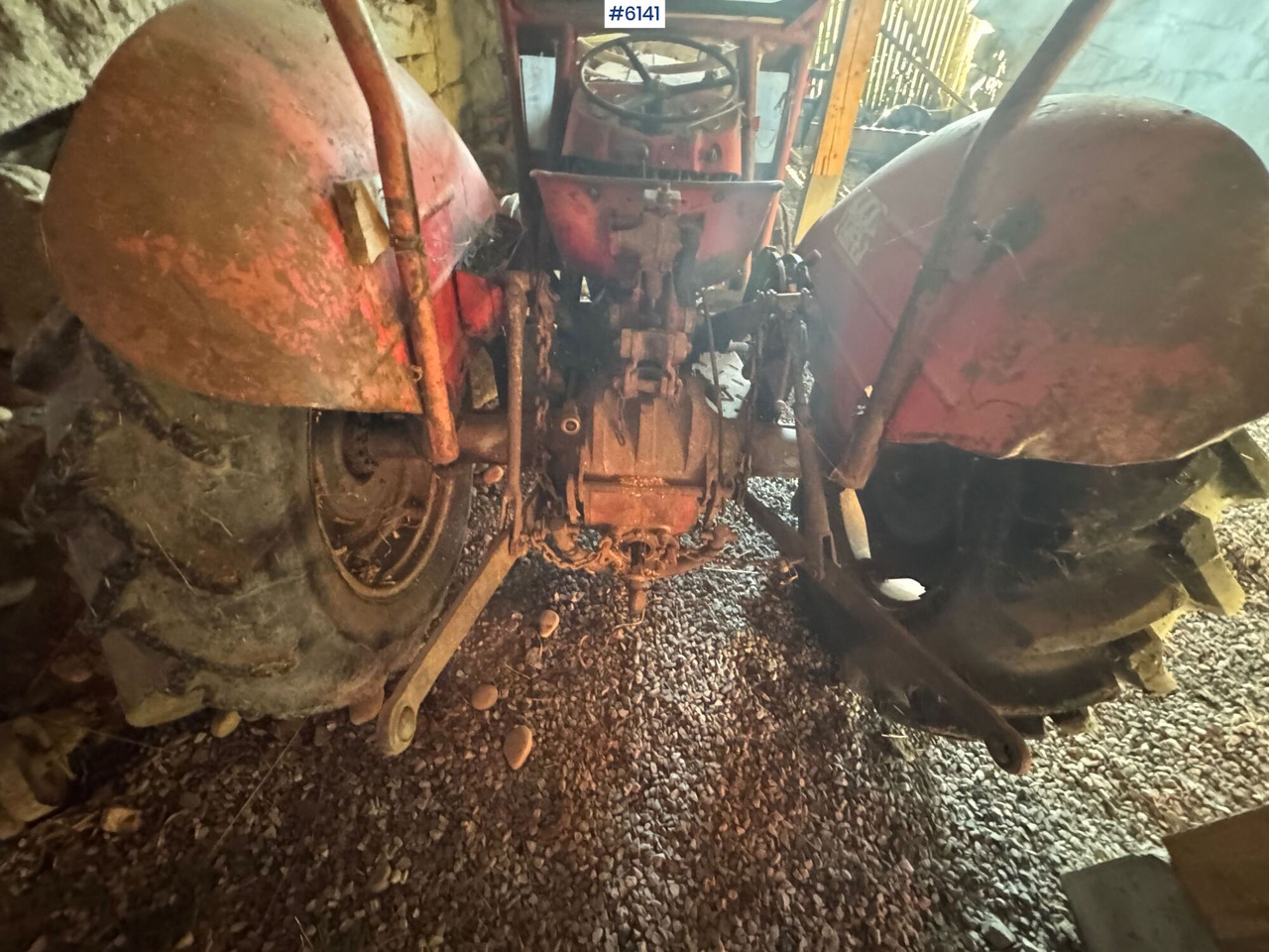 Farm tractor 1967 Massey Ferguson 135. WATCH VIDEO!: picture 12