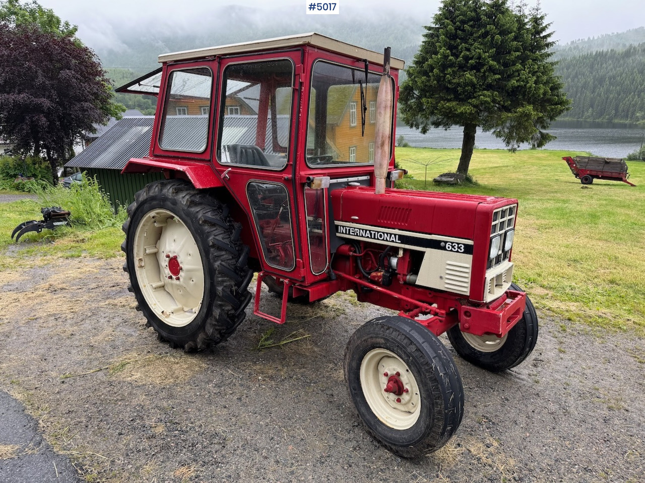 1976 International 633-2. - Farm tractor: picture 3 1976 International 633-2. - Farm tractor: picture 3
