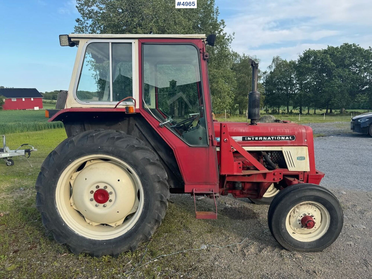 1977 International 454 4x2. Rep object. - Farm tractor: picture 4 1977 International 454 4x2. Rep object. - Farm tractor: picture 4