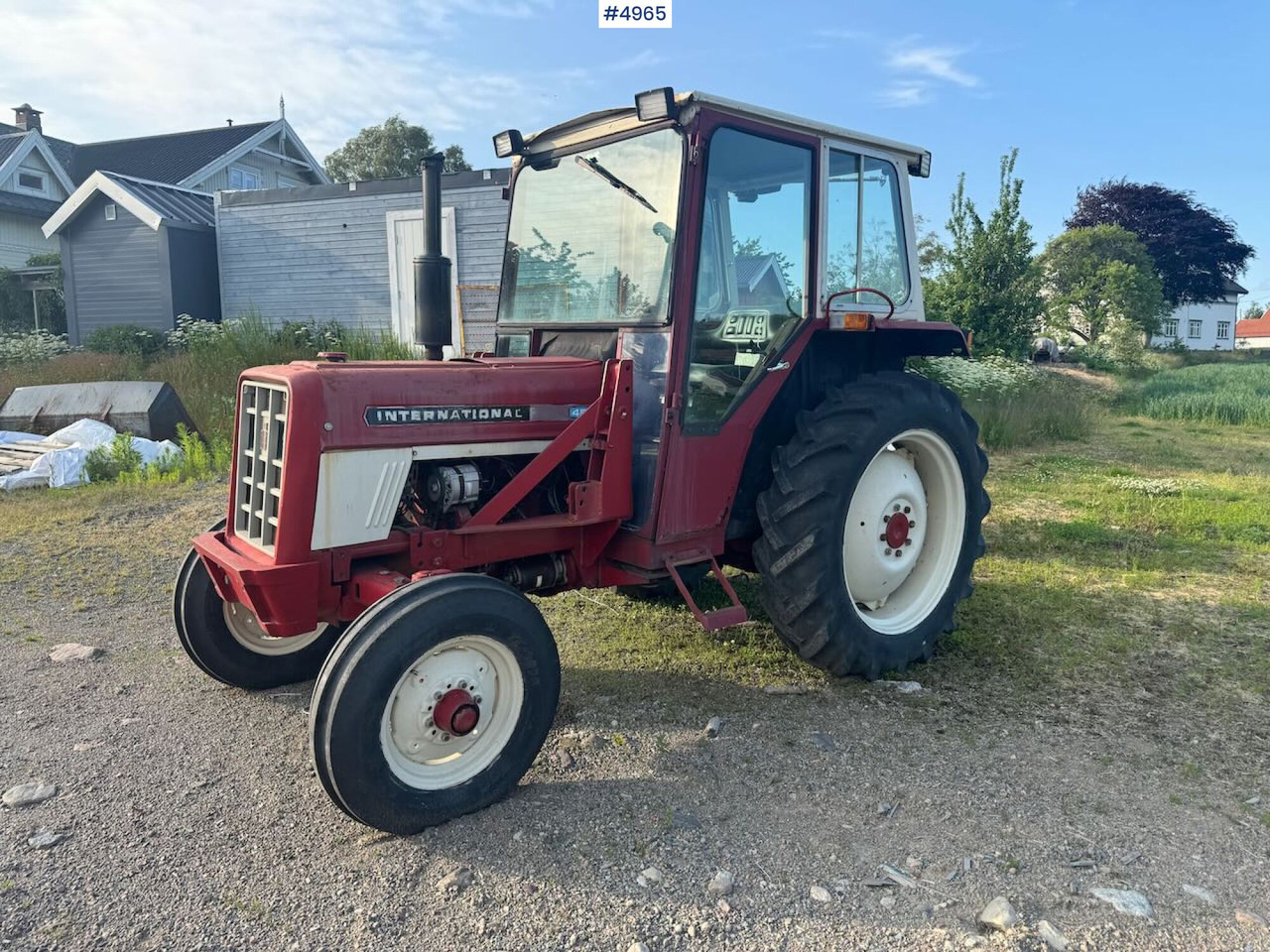 1977 International 454 4x2. Rep object. - Farm tractor: picture 5 1977 International 454 4x2. Rep object. - Farm tractor: picture 5