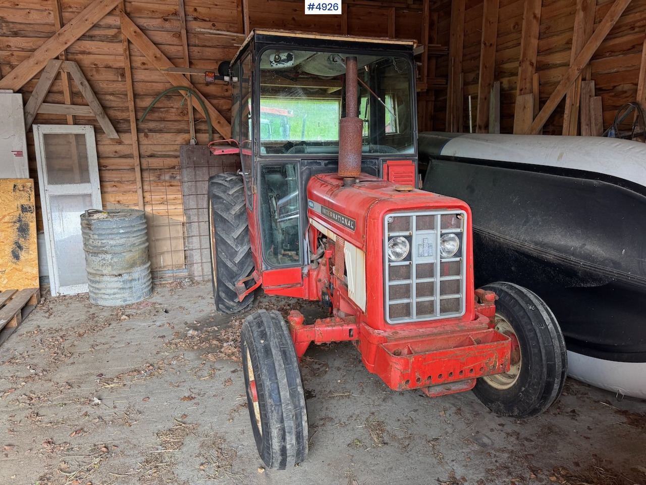 1977 International Harvester 454 - Farm tractor: picture 5 1977 International Harvester 454 - Farm tractor: picture 5