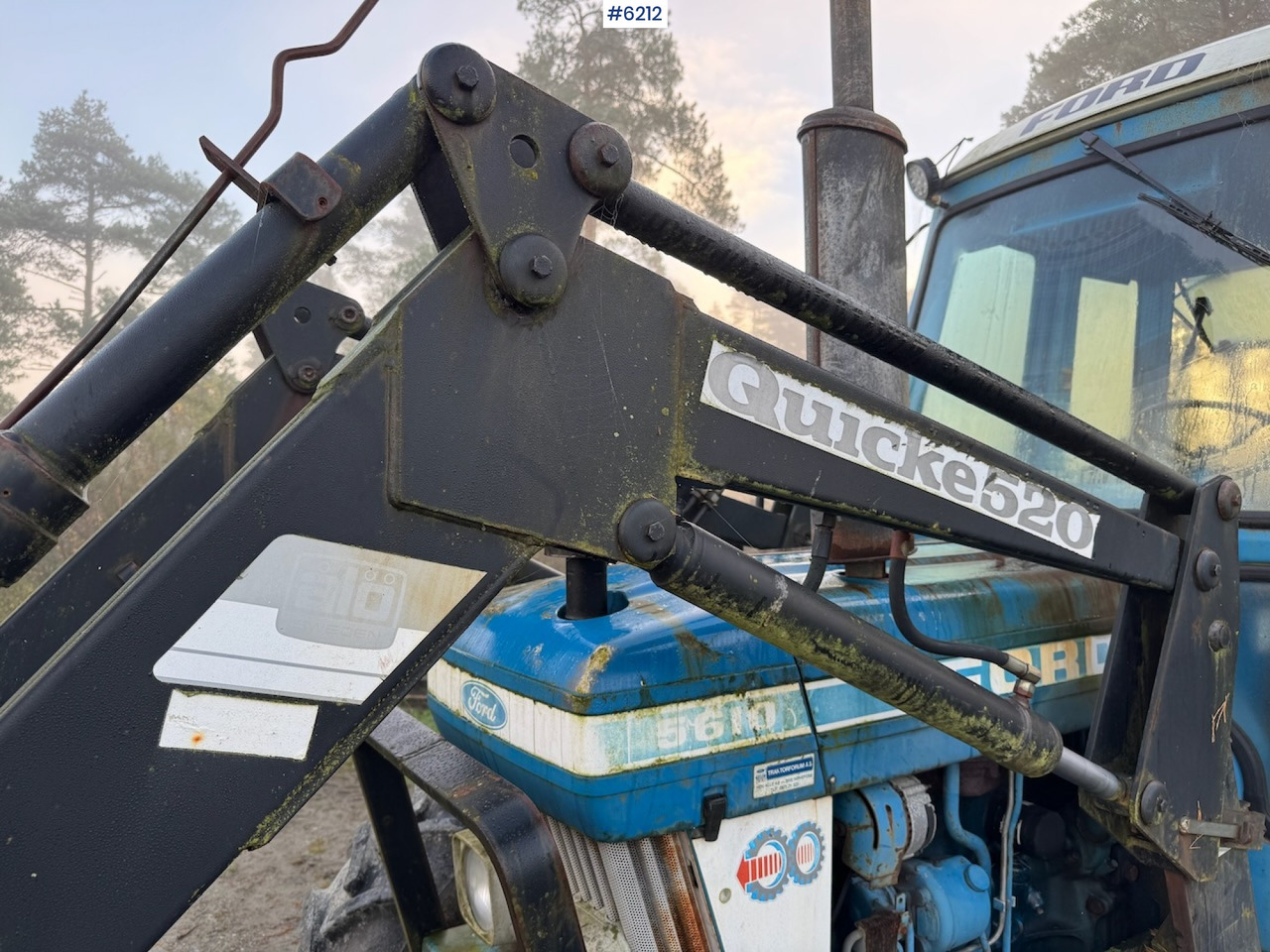 1982 Ford 5610 w/ front loader. - Farm tractor: picture 3 1982 Ford 5610 w/ front loader. - Farm tractor: picture 3