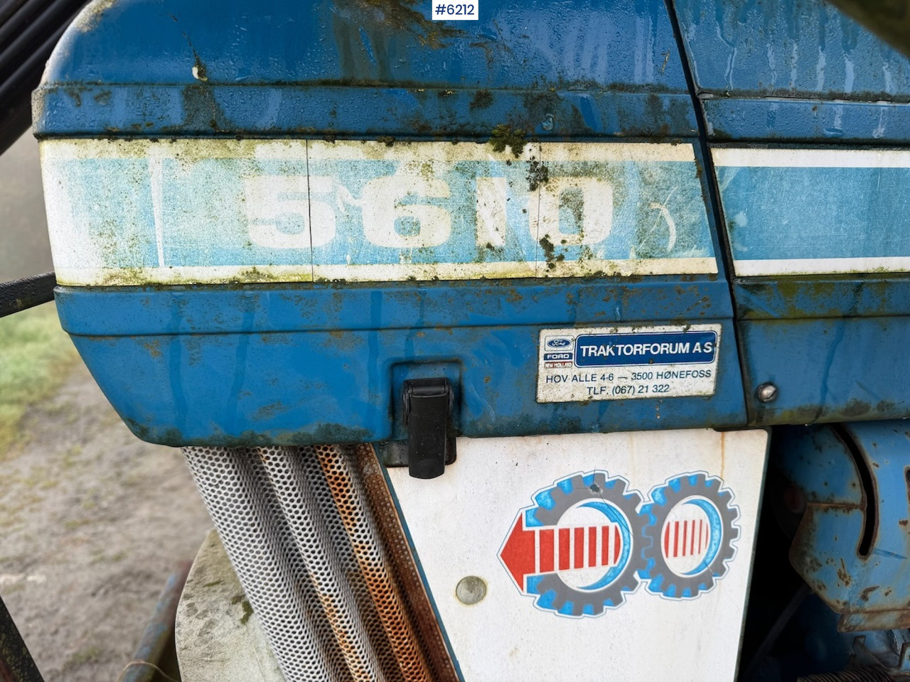 1982 Ford 5610 w/ front loader. - Farm tractor: picture 4 1982 Ford 5610 w/ front loader. - Farm tractor: picture 4