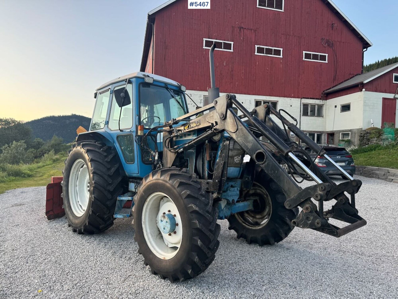 1983 Ford 7710 4x4 w/ frontloader - Farm tractor: picture 2 1983 Ford 7710 4x4 w/ frontloader - Farm tractor: picture 2