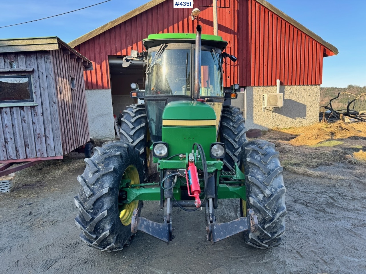 1991 John Deere 2850 4x4 Synchron w/ front hydraulics. - Farm tractor: picture 3 1991 John Deere 2850 4x4 Synchron w/ front hydraulics. - Farm tractor: picture 3