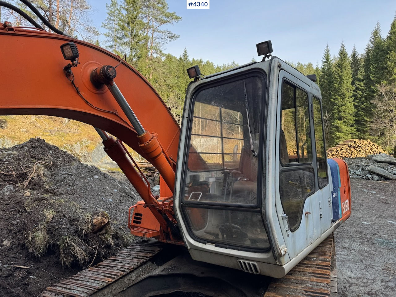 1994 Hitachi EX120-2 - Excavator: picture 5 1994 Hitachi EX120-2 - Excavator: picture 5