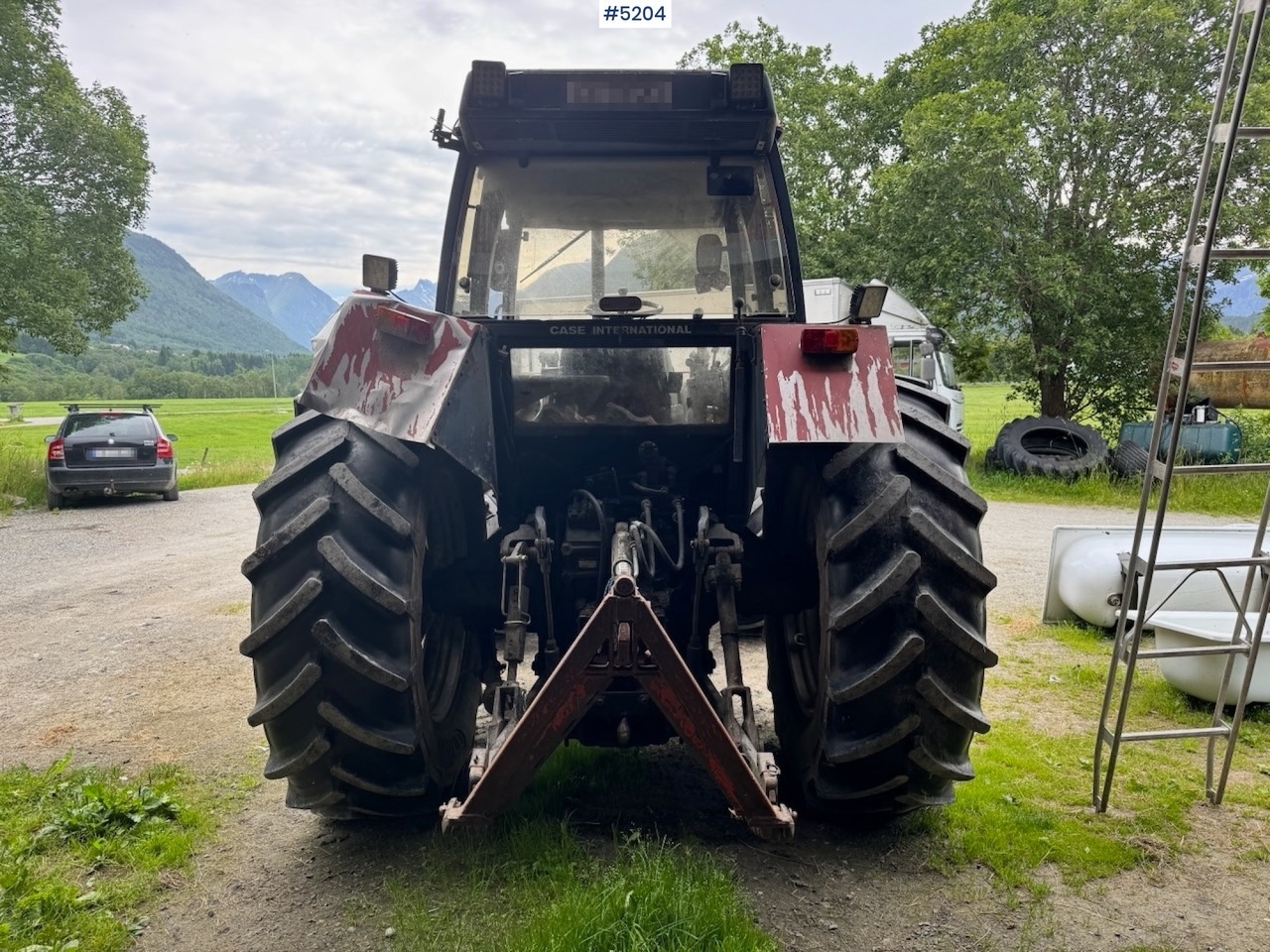 Farm tractor 1996 Case International 5120 Maxxum: picture 9
