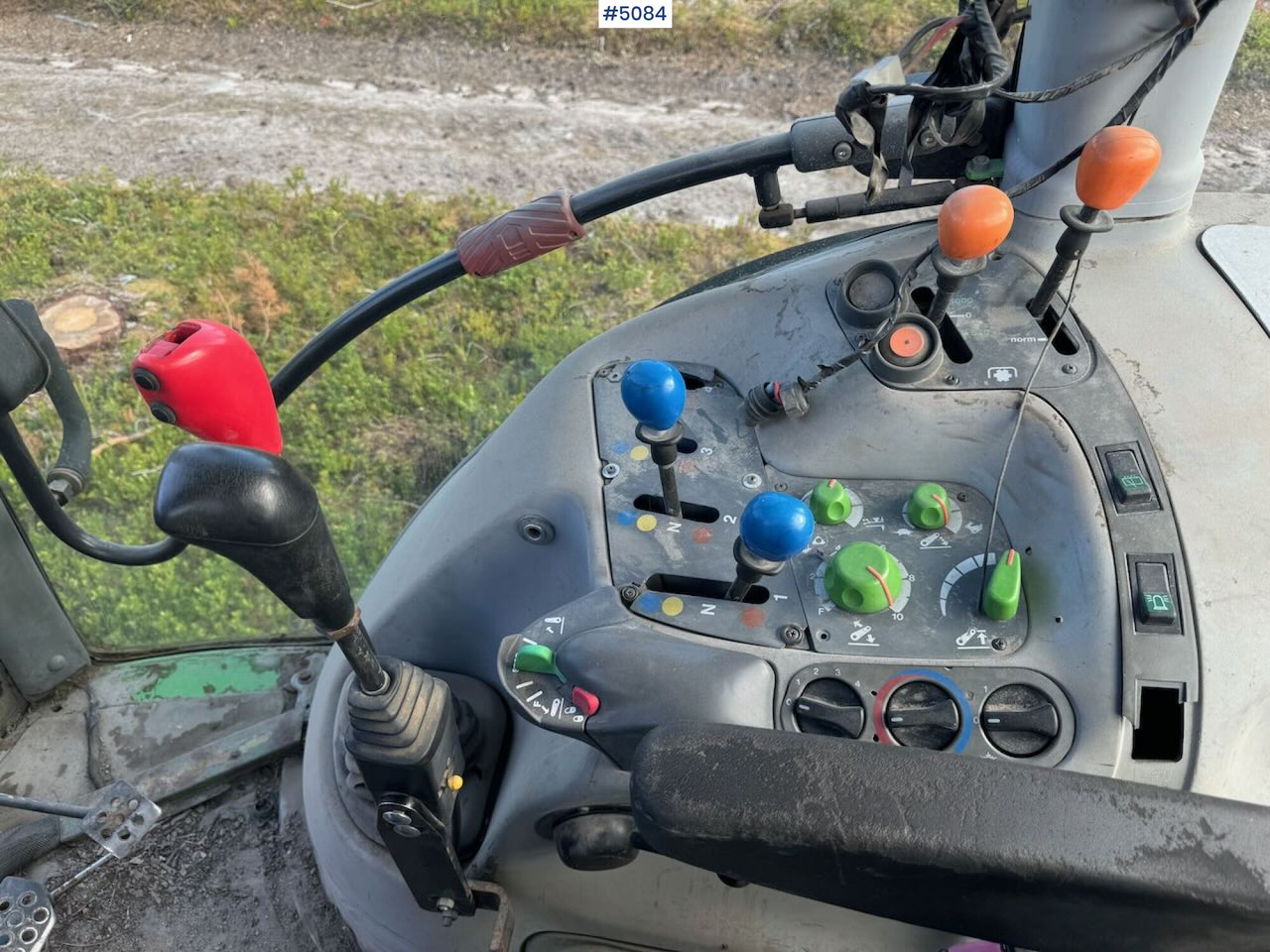 1997 Deutz-Fahr Agrotron 6.05S 4x4 Ploughing rig leasing 1997 Deutz-Fahr Agrotron 6.05S 4x4 Ploughing rig: picture 19 1997 Deutz-Fahr Agrotron 6.05S 4x4 Ploughing rig leasing 1997 Deutz-Fahr Agrotron 6.05S 4x4 Ploughing rig: picture 19