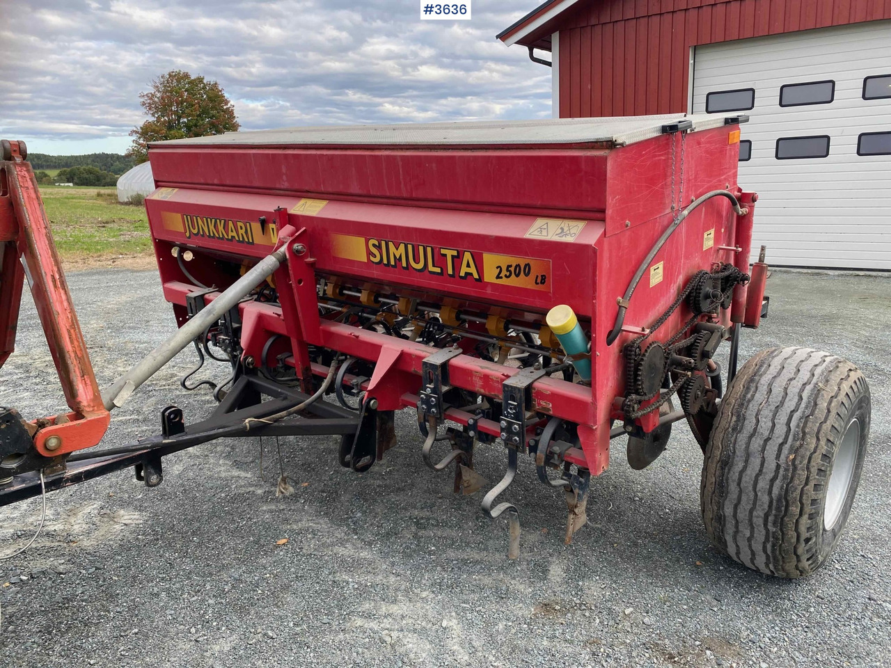 1997 Junkkari Simulta 2500 seed drill - Seed drill: picture 3 1997 Junkkari Simulta 2500 seed drill - Seed drill: picture 3