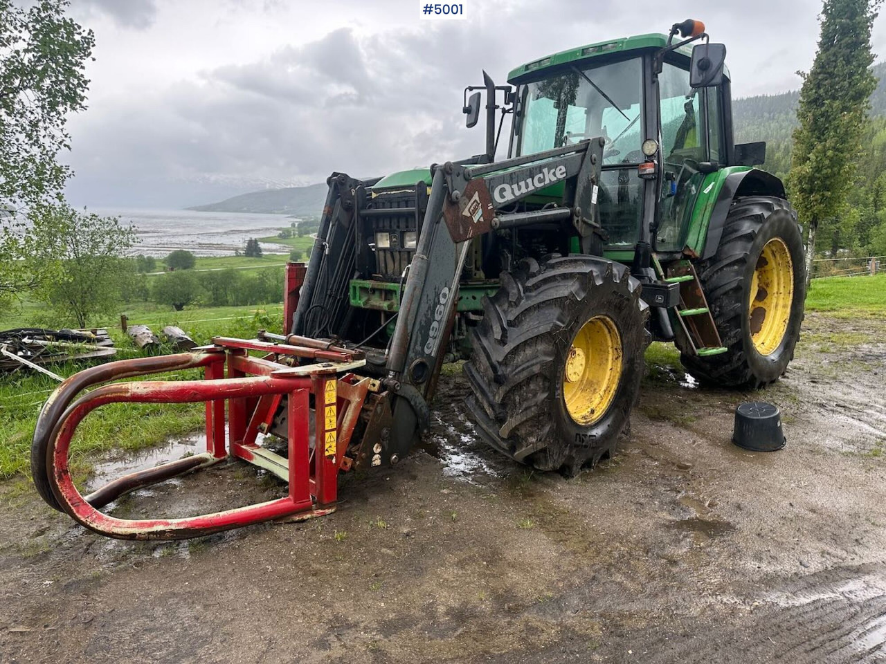 2000 John Deere 6610 4x4 tractor w/ front loader. - Farm tractor: picture 2 2000 John Deere 6610 4x4 tractor w/ front loader. - Farm tractor: picture 2