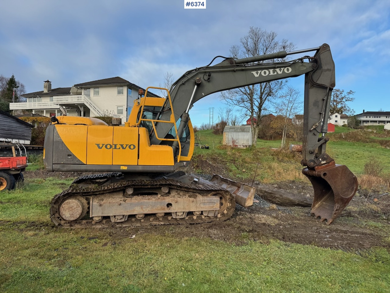 2001 Volvo EC 140 LCM w/ digger bucket. - Excavator: picture 5 2001 Volvo EC 140 LCM w/ digger bucket. - Excavator: picture 5