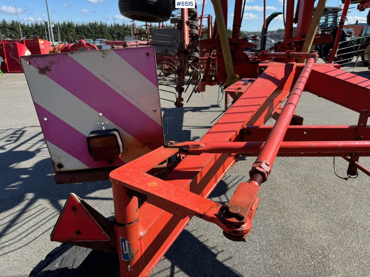 Tedding equipment 2002 Kuhn GA 7301 Collecting rake: picture 20 Tedding equipment 2002 Kuhn GA 7301 Collecting rake: picture 20