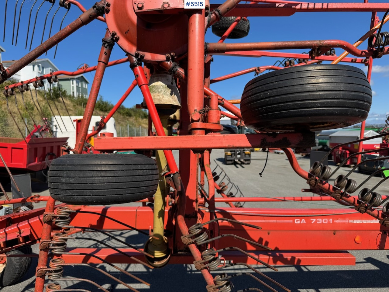 Tedding equipment 2002 Kuhn GA 7301 Collecting rake: picture 15 Tedding equipment 2002 Kuhn GA 7301 Collecting rake: picture 15