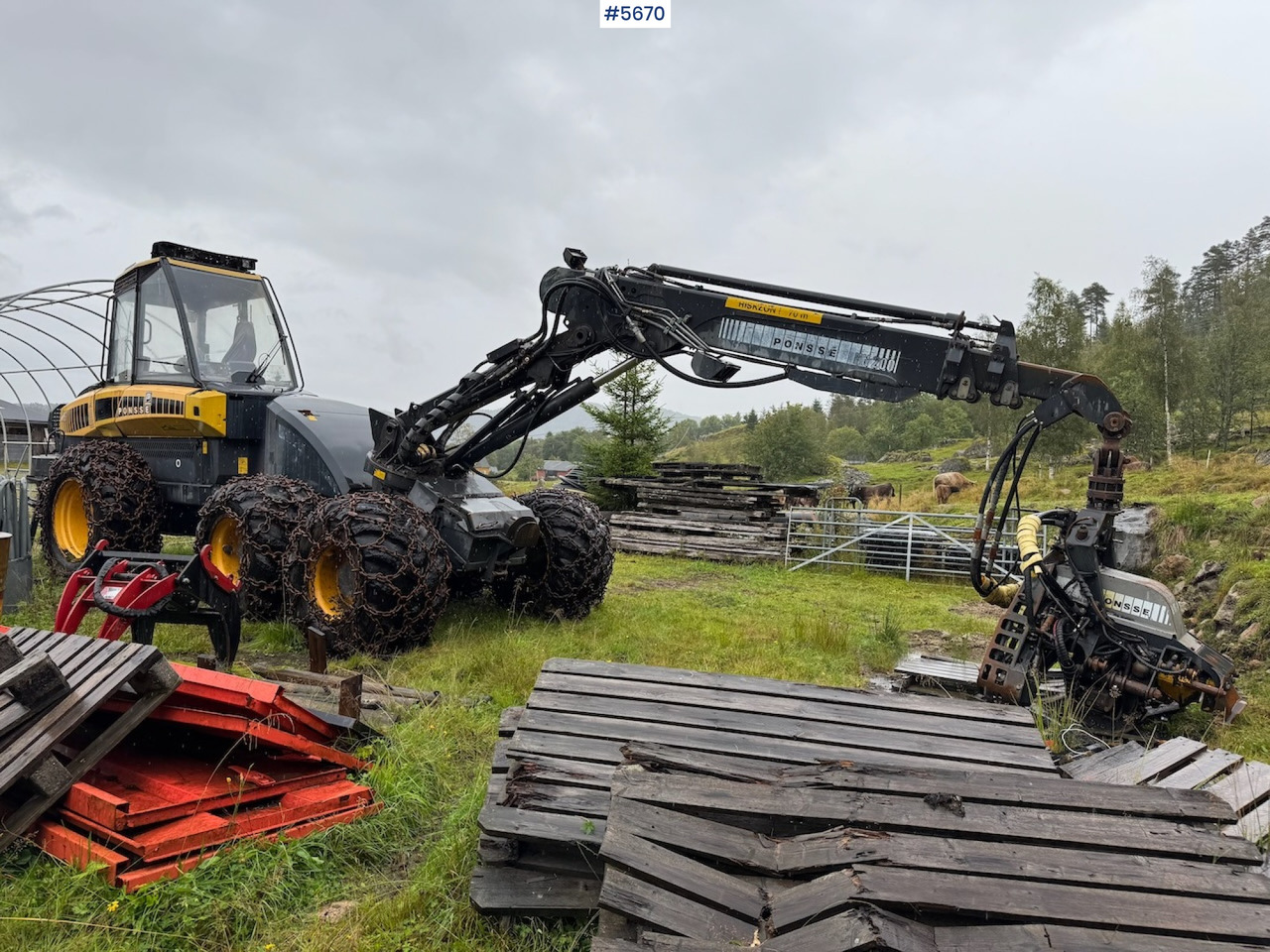 2004 Ponsse Ergo - Forestry harvester: picture 3 2004 Ponsse Ergo - Forestry harvester: picture 3