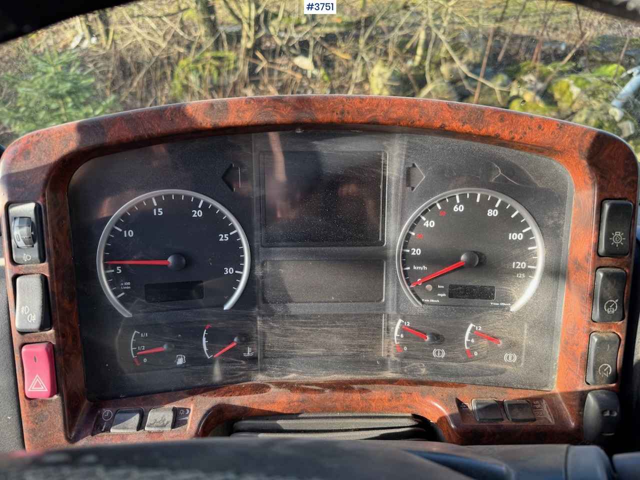 Tipper 2005 MAN TGA 26.530 6x4 Tipper truck: picture 7 Tipper 2005 MAN TGA 26.530 6x4 Tipper truck: picture 7