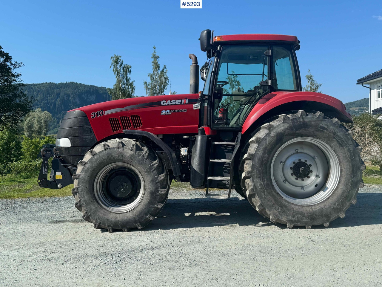 2008 Case IH MAGNUM 310 with 5 double outlets! - Farm tractor: picture 2 2008 Case IH MAGNUM 310 with 5 double outlets! - Farm tractor: picture 2