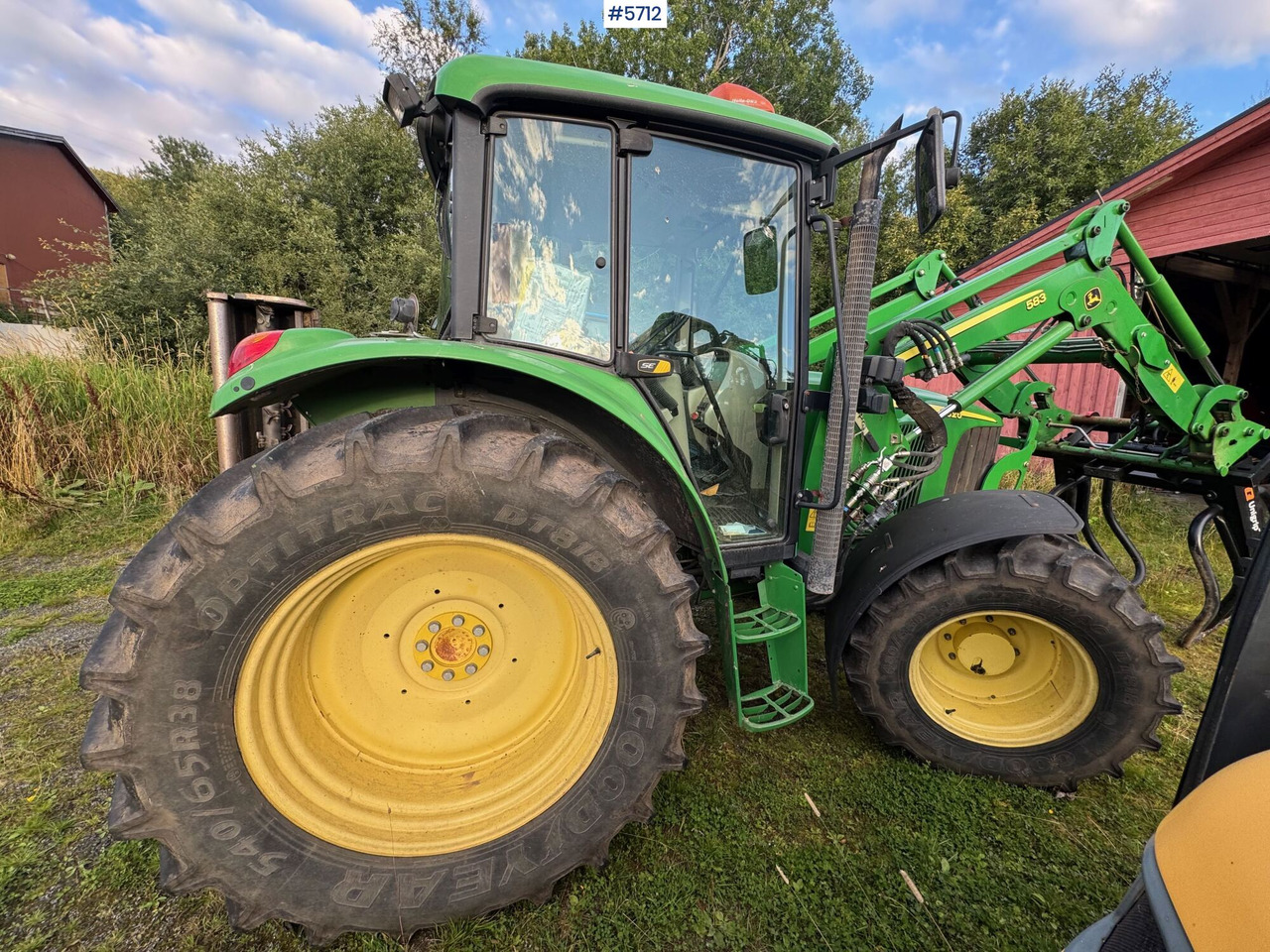 2008 John Deere 6320 SE with front loader and 2 buckets! - Farm tractor: picture 3 2008 John Deere 6320 SE with front loader and 2 buckets! - Farm tractor: picture 3
