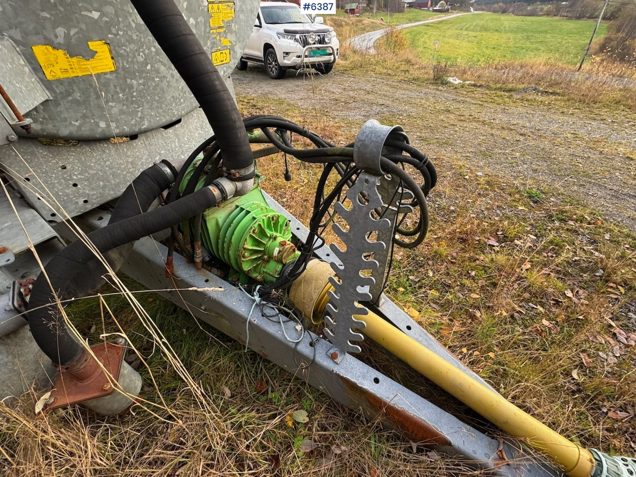 Slurry tanker 2008 Joskin Winpack 10000 ME fertilizer spreader: picture 20