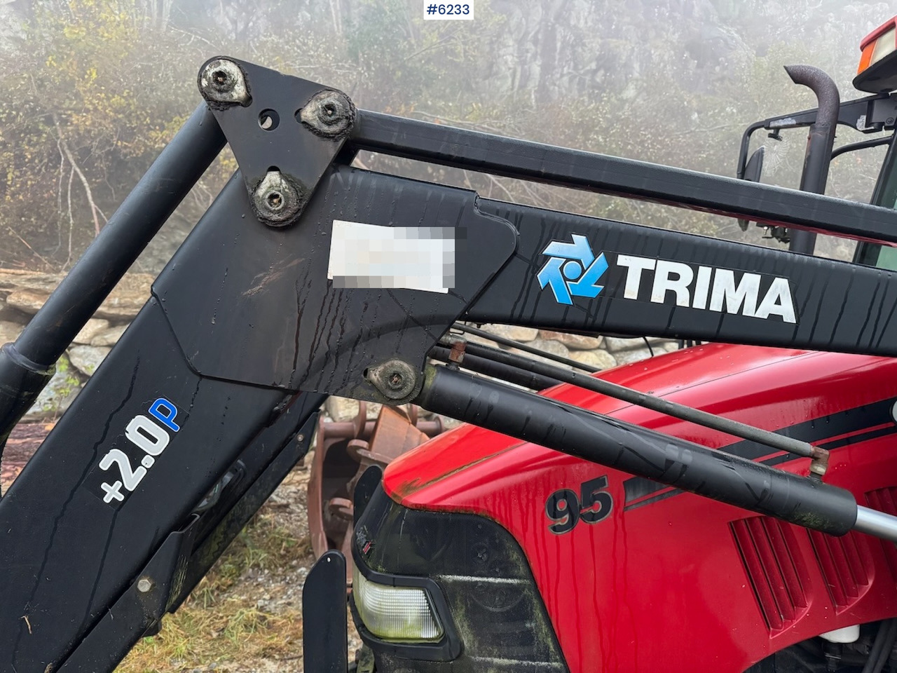 2010 Case IH JXU 95 w/ front loader. - Farm tractor: picture 4 2010 Case IH JXU 95 w/ front loader. - Farm tractor: picture 4
