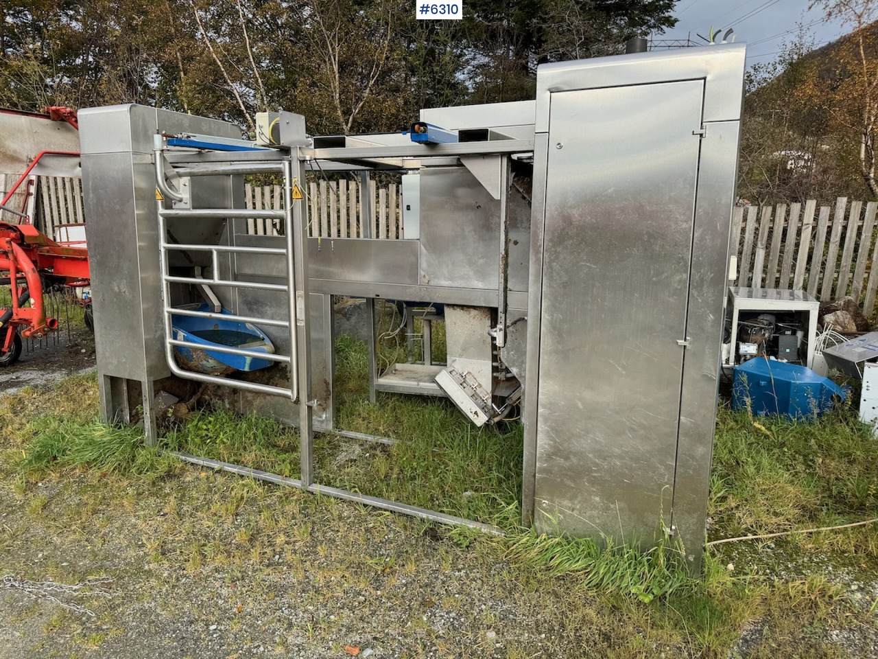 2010 Sac RDS Futureline Mark II Milking Robot. - Milking equipment: picture 1 2010 Sac RDS Futureline Mark II Milking Robot. - Milking equipment: picture 1