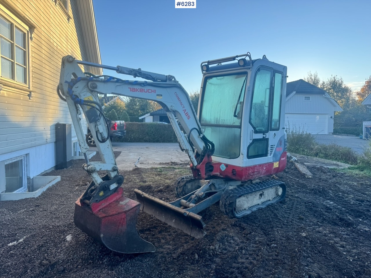 2010 Takeuchi TB219 Mini Excavator with Rototilt and 2 buckets. - Mini excavator: picture 1 2010 Takeuchi TB219 Mini Excavator with Rototilt and 2 buckets. - Mini excavator: picture 1