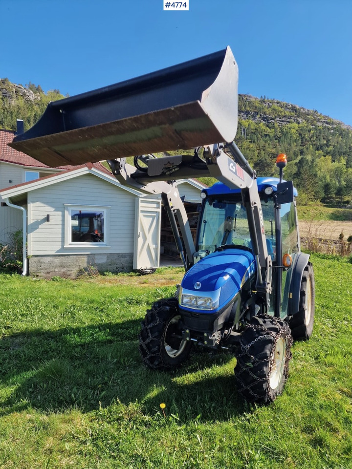 2013 New Holland T3020 w/ front loader, bucket & blade - Farm tractor: picture 1 2013 New Holland T3020 w/ front loader, bucket & blade - Farm tractor: picture 1