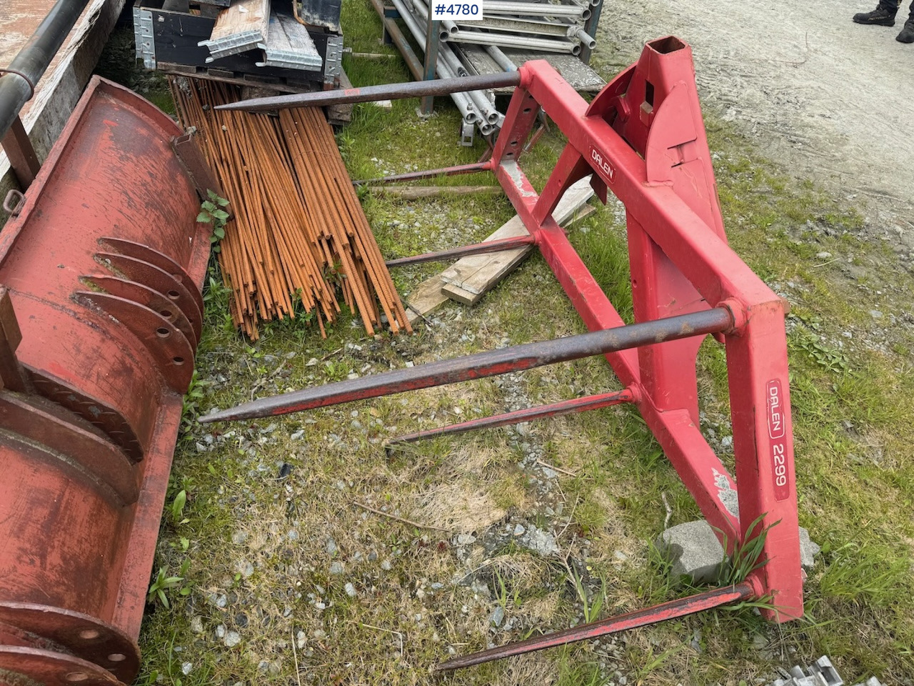 2015 Dalen 2299-TR Bale spear - Tedding equipment: picture 1 2015 Dalen 2299-TR Bale spear - Tedding equipment: picture 1