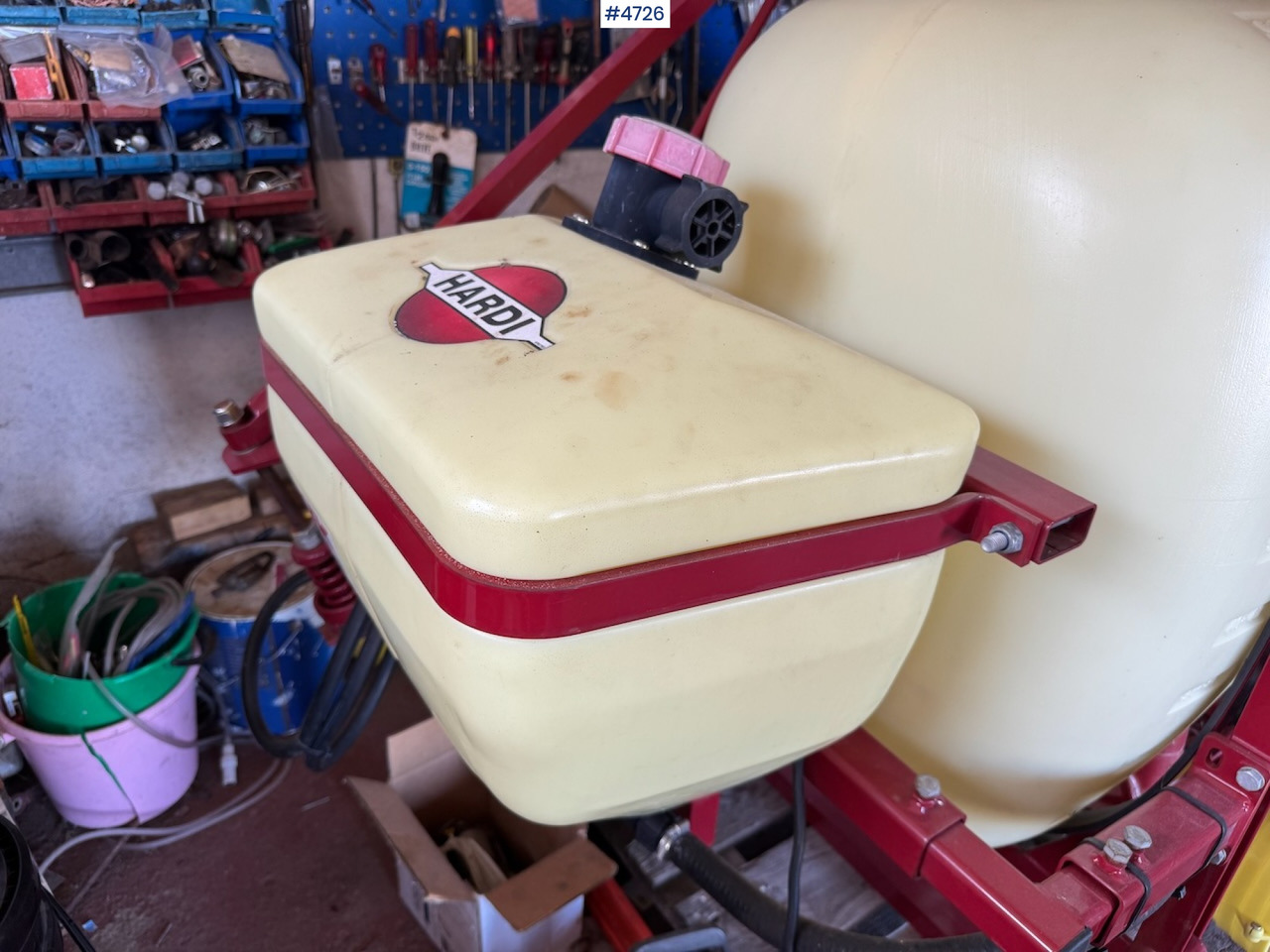 2016 Hardi NK 8 meters, like new - Sprayer: picture 2 2016 Hardi NK 8 meters, like new - Sprayer: picture 2