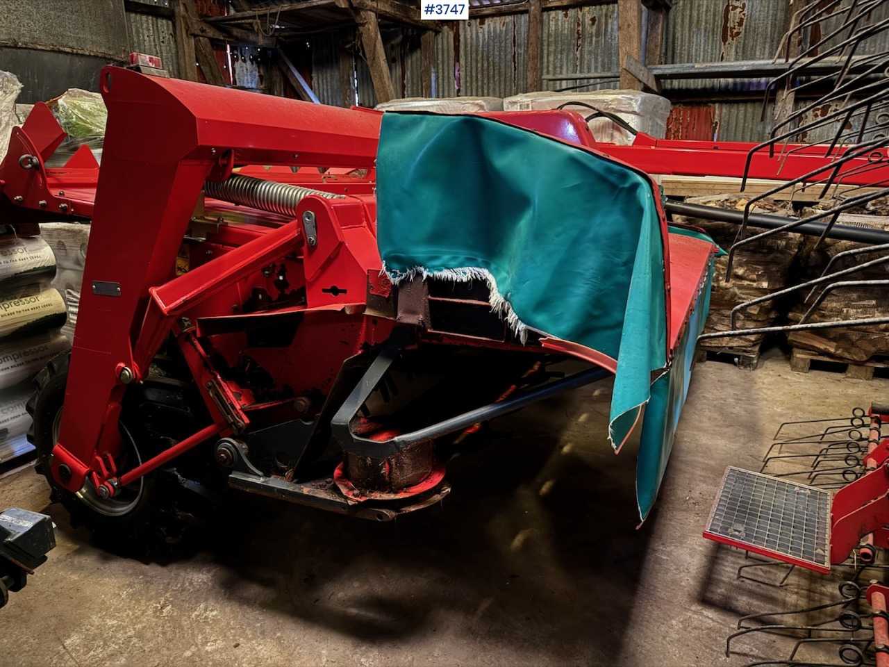 2017 Kverneland 4332LT Trailed mower. - Tedding equipment: picture 5 2017 Kverneland 4332LT Trailed mower. - Tedding equipment: picture 5