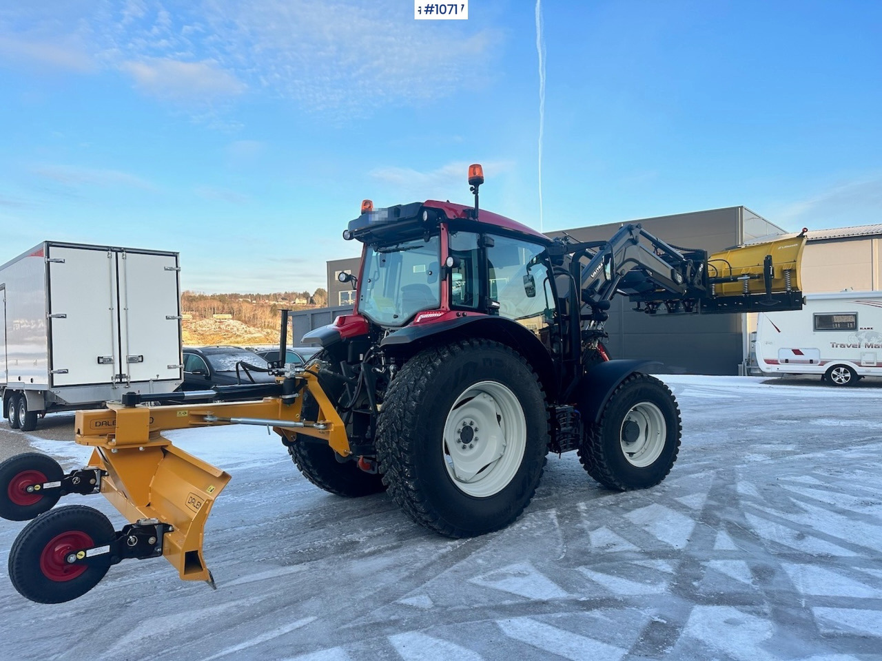 Farm tractor 2023 Valtra A95 4x4 Tractor w/ Front Loader, Plow and Back plow: picture 6