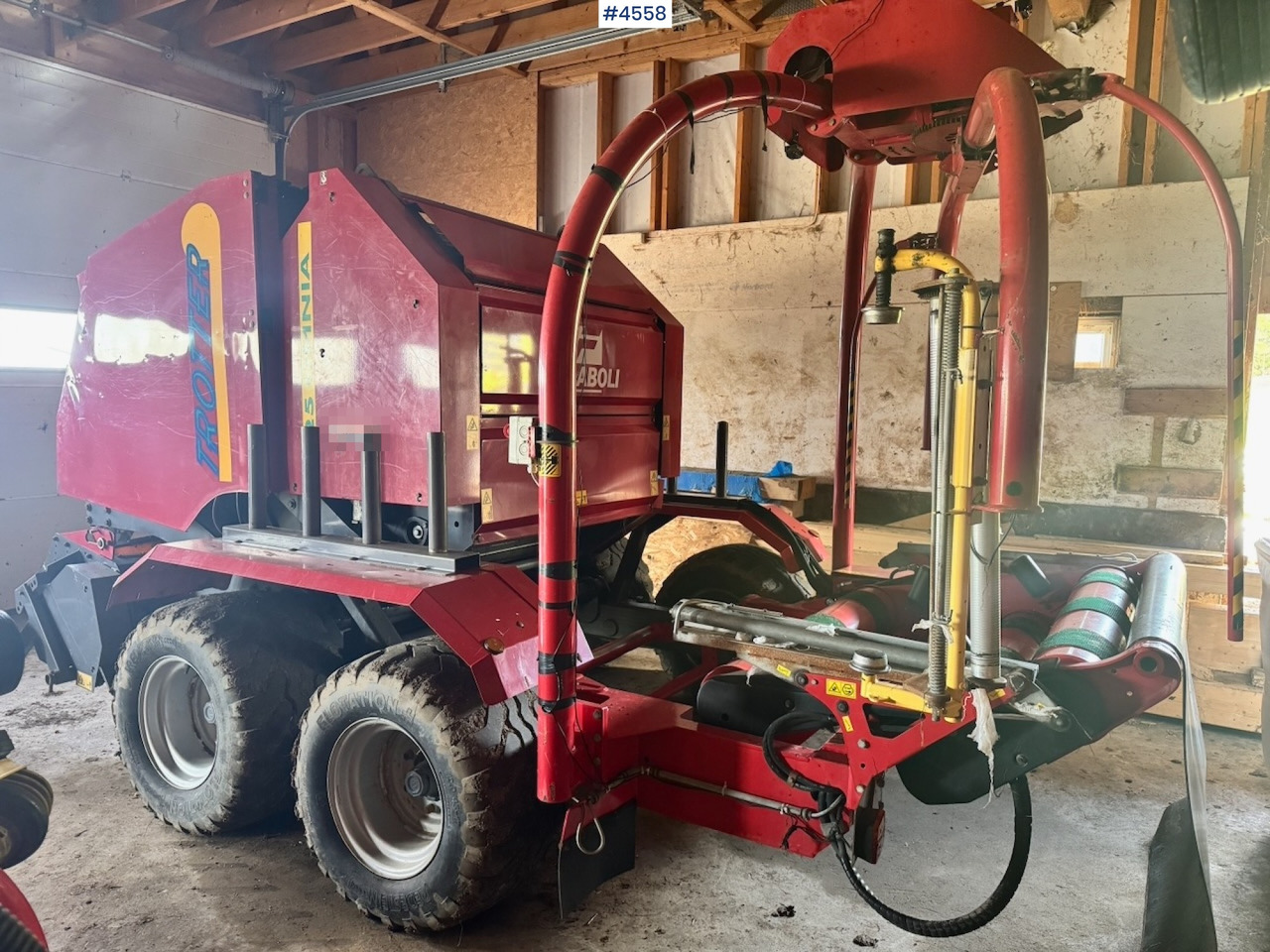 Approx. 2010 FeraBoli Omnia 125 Round Baler - Tedding equipment: picture 5 Approx. 2010 FeraBoli Omnia 125 Round Baler - Tedding equipment: picture 5