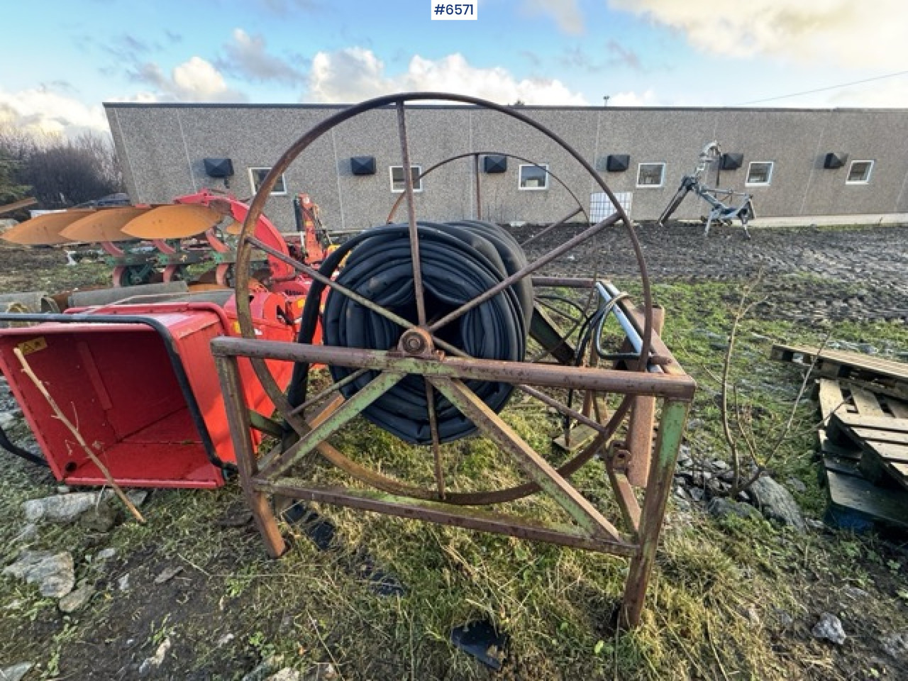 Cable drum - Construction equipment: picture 3 Cable drum - Construction equipment: picture 3