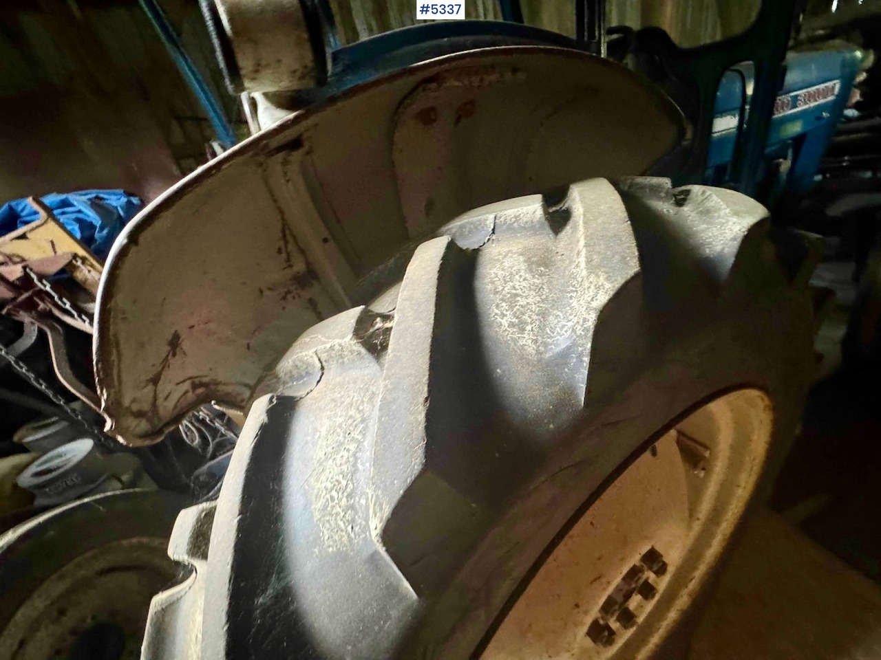 Farm tractor Ford 3000 traktor m/ skuffe: picture 14 Farm tractor Ford 3000 traktor m/ skuffe: picture 14