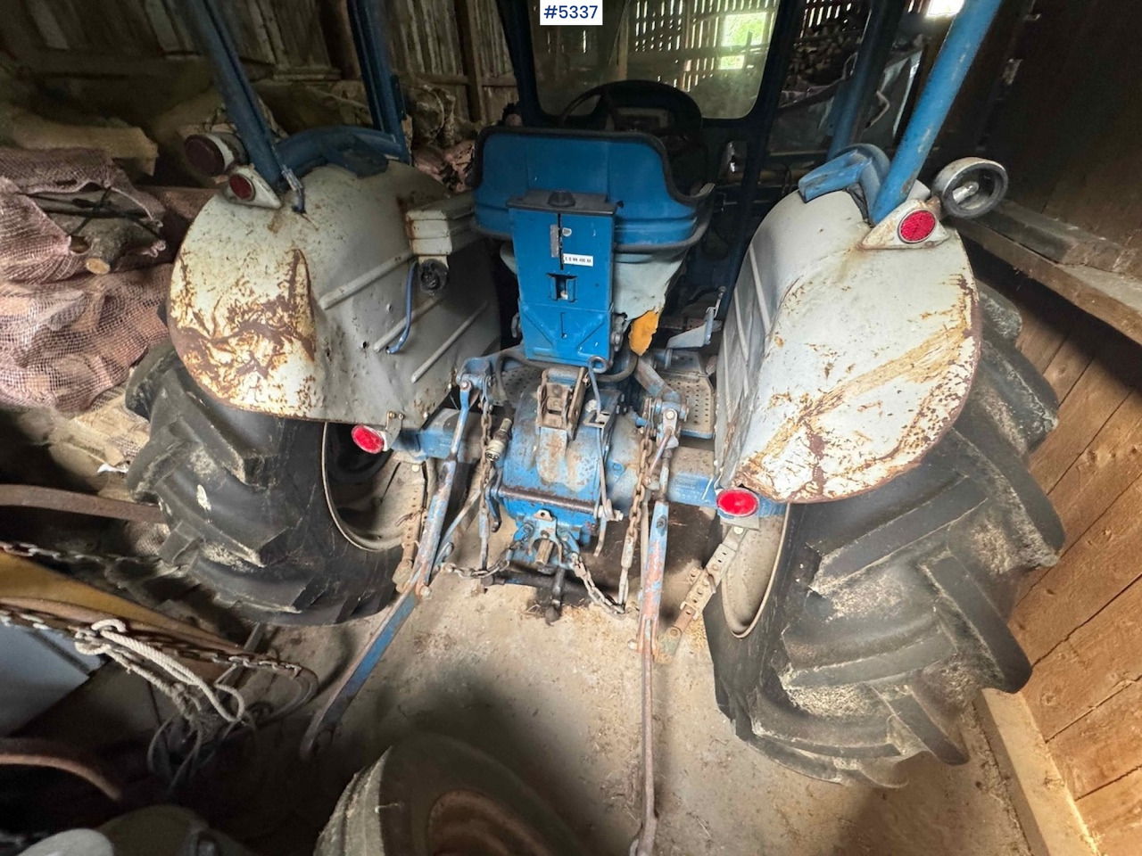 Farm tractor Ford 3000 traktor m/ skuffe: picture 15 Farm tractor Ford 3000 traktor m/ skuffe: picture 15