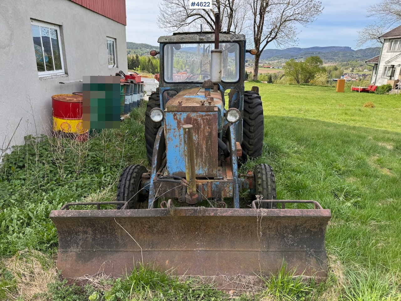 Ford 5000 Backhoe Loader. - Farm tractor: picture 4 Ford 5000 Backhoe Loader. - Farm tractor: picture 4