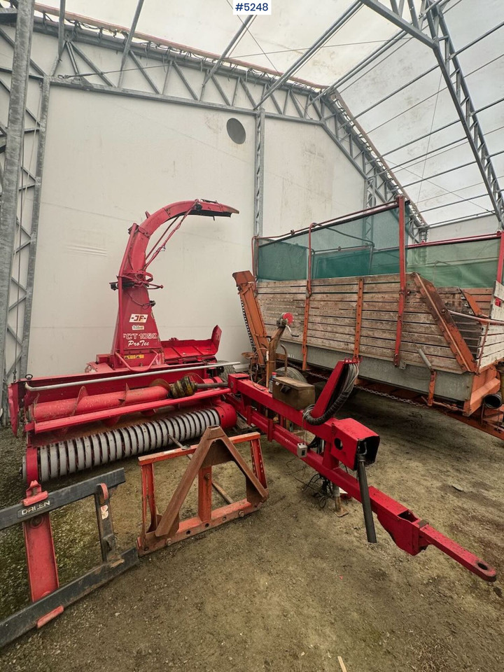 JF FCT 1050 Pro Tec forage harvester (fine‑chopper) - Tedding equipment: picture 1 JF FCT 1050 Pro Tec forage harvester (fine‑chopper) - Tedding equipment: picture 1