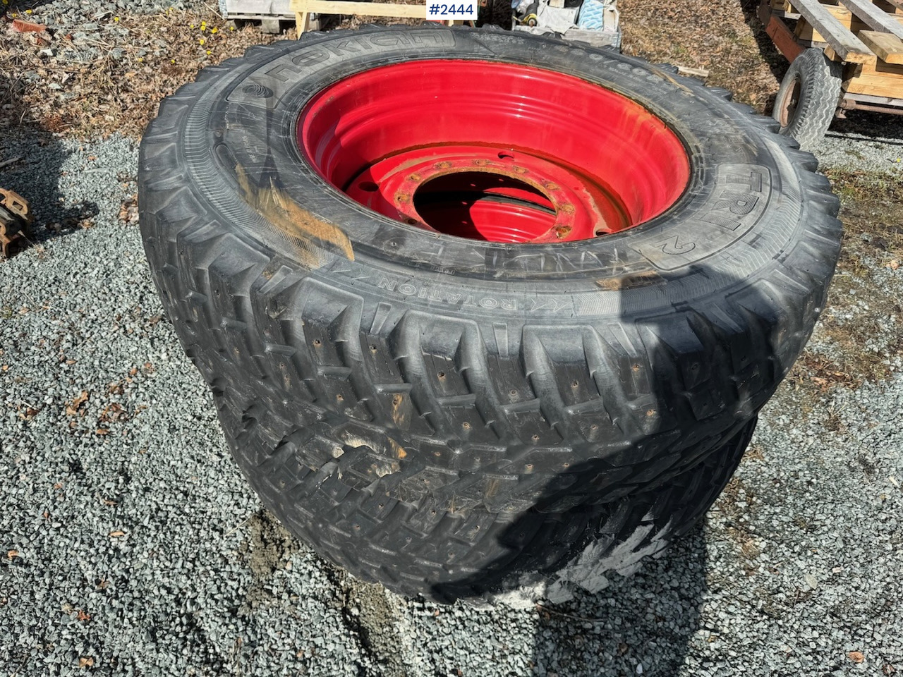 Nokian TRI2 wheelset from Fendt 936 - Wheel and tire package for Agricultural machinery: picture 4 Nokian TRI2 wheelset from Fendt 936 - Wheel and tire package for Agricultural machinery: picture 4