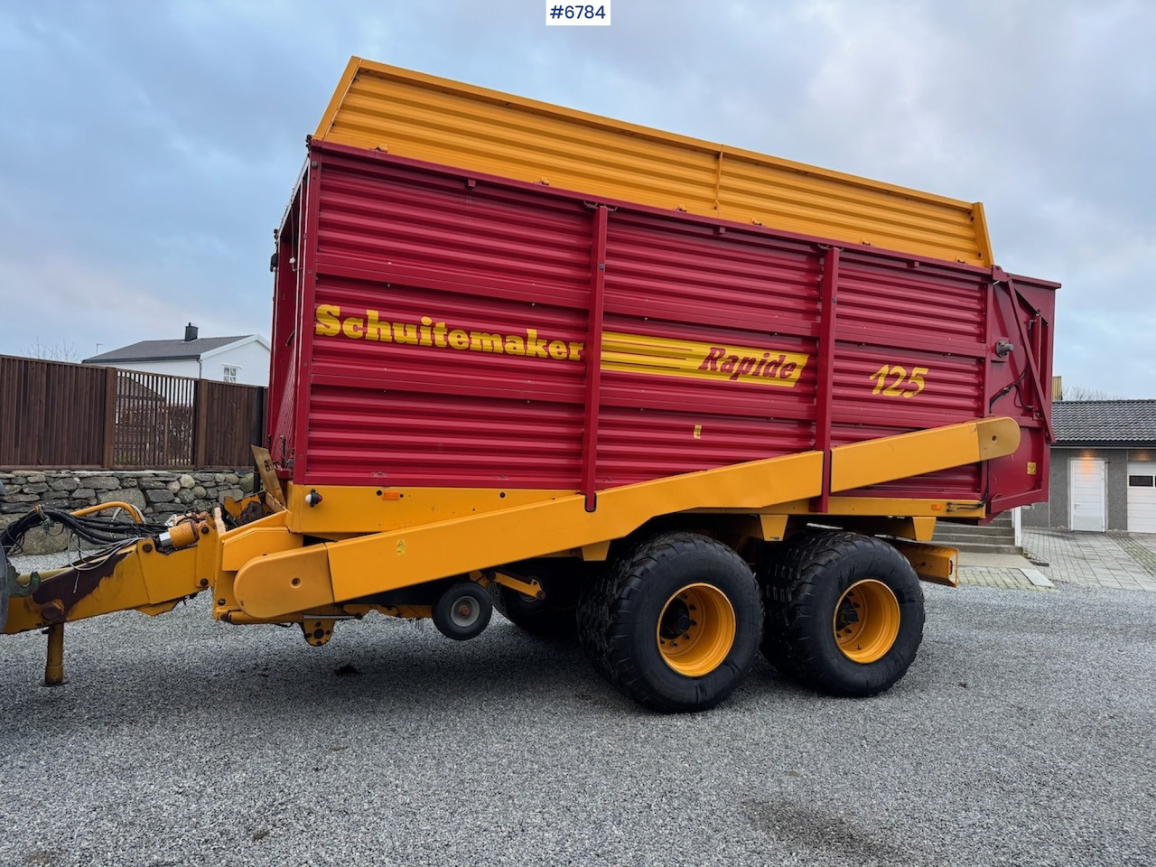 Schuitemaker Rapide 125 Loading trolley. - Tedding equipment: picture 2 Schuitemaker Rapide 125 Loading trolley. - Tedding equipment: picture 2