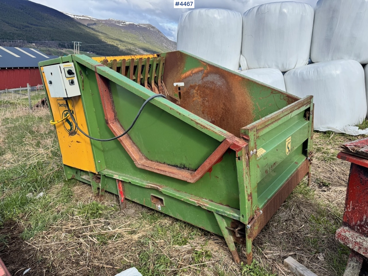 Serigstad Round Bale Cutter - Tedding equipment: picture 4 Serigstad Round Bale Cutter - Tedding equipment: picture 4