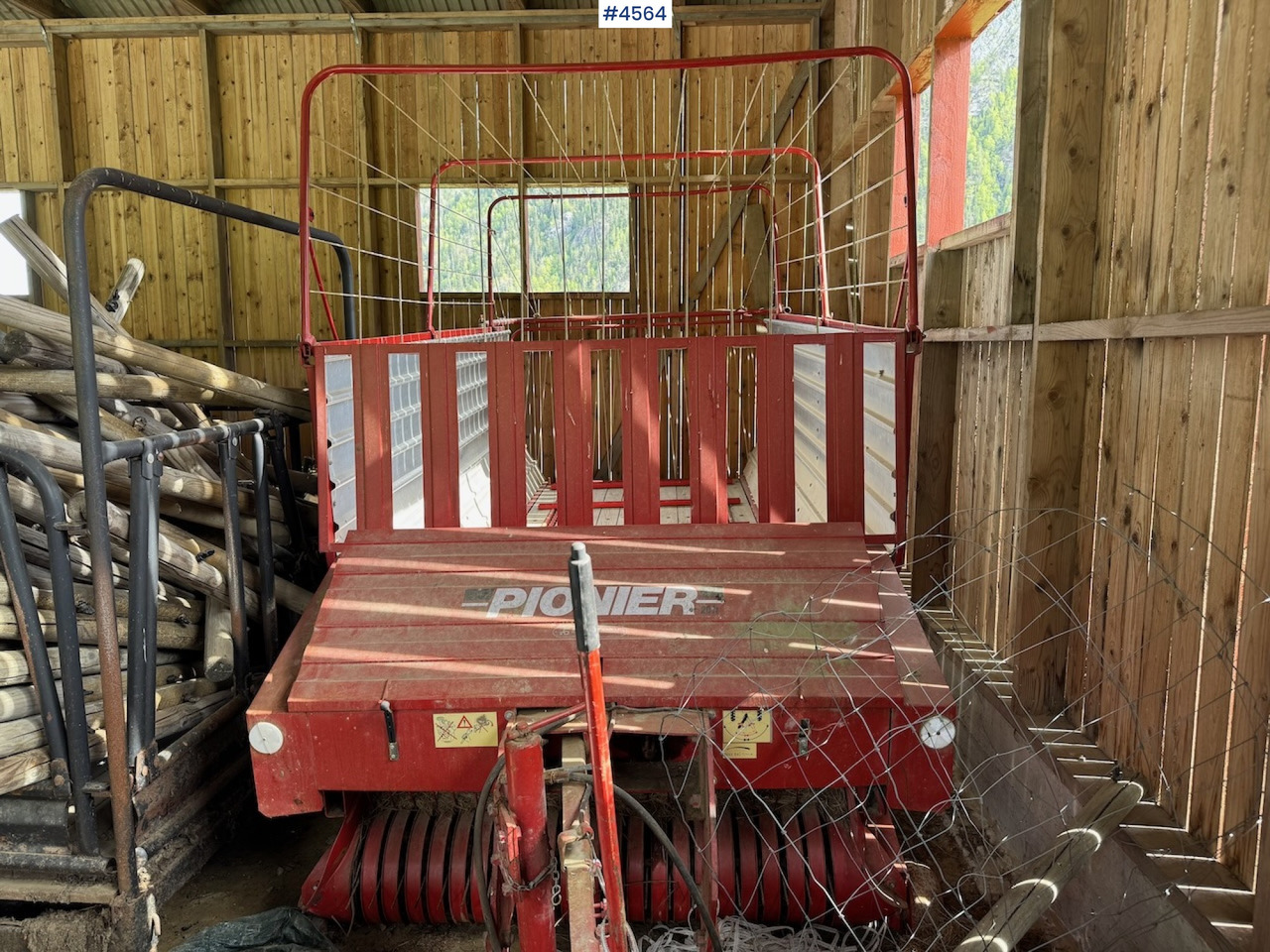 Sip Pioneer 20 N Loader - Tedding equipment: picture 2 Sip Pioneer 20 N Loader - Tedding equipment: picture 2