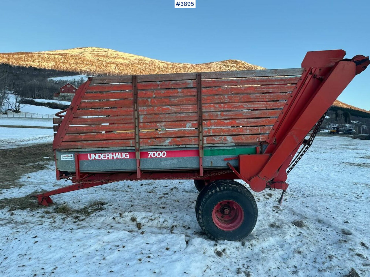 Underhaug 7000 unloader wagon - Tedding equipment: picture 4 Underhaug 7000 unloader wagon - Tedding equipment: picture 4