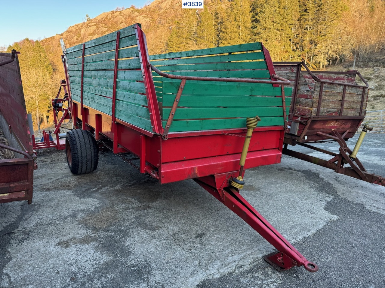 Underhaug Forage wagon long type. - Tedding equipment: picture 3 Underhaug Forage wagon long type. - Tedding equipment: picture 3