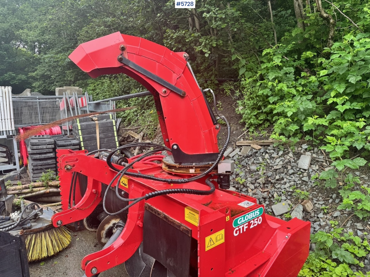 Utility/ Special vehicle 2022 Globus GTF 250-19 Snowblower: picture 9 Utility/ Special vehicle 2022 Globus GTF 250-19 Snowblower: picture 9