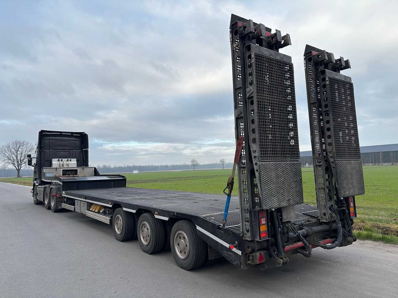 Zanner STL 38 - Semi-trailer: picture 3 Zanner STL 38 - Semi-trailer: picture 3