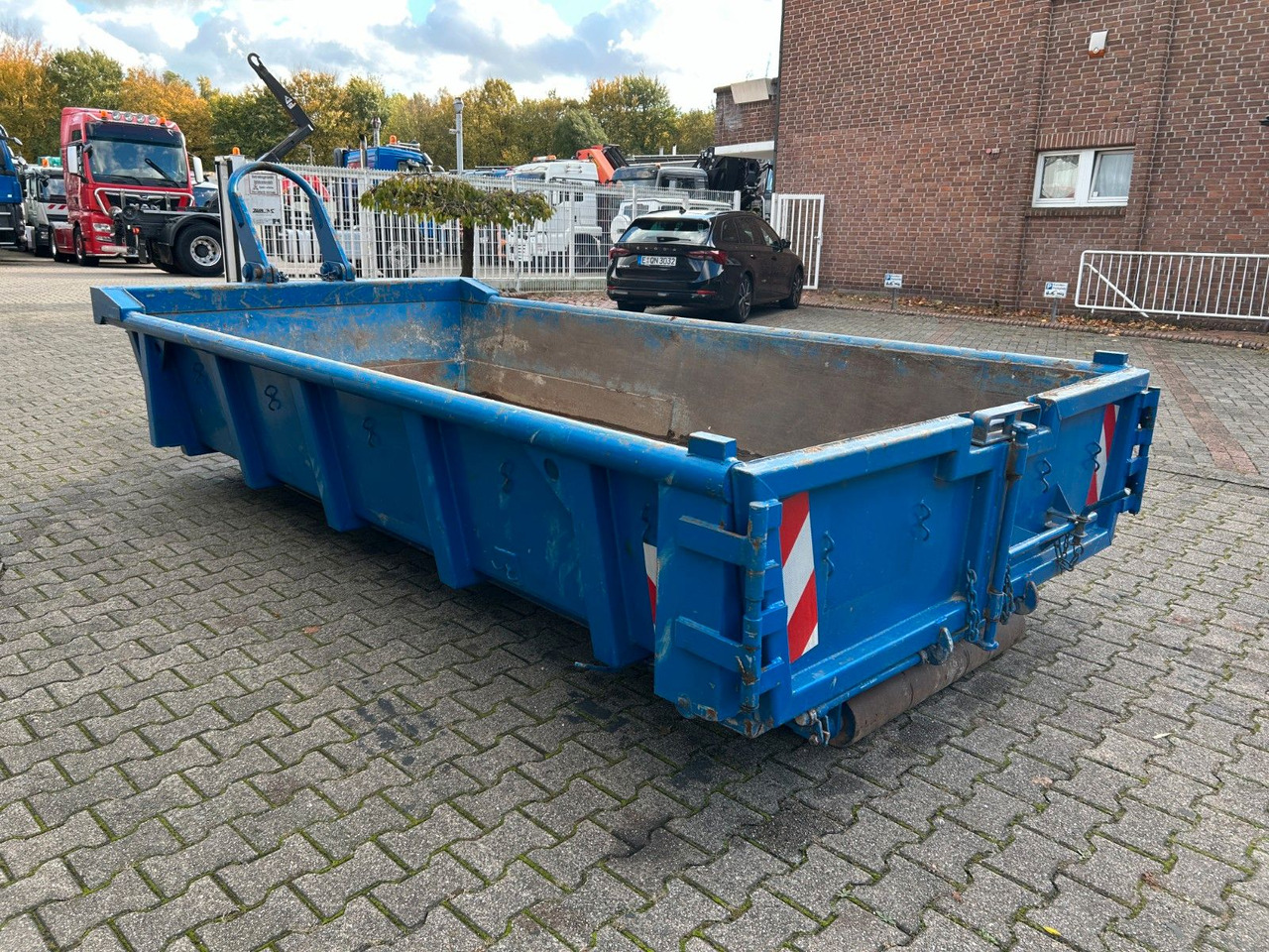 Abrollcontainer HST für 5,5 m³ - Hook lift truck: picture 4 Abrollcontainer HST für 5,5 m³ - Hook lift truck: picture 4