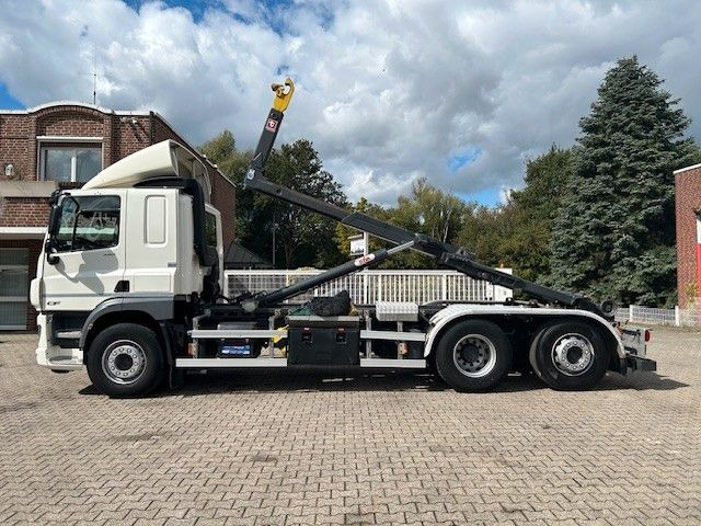 DAF CF 450 Abroller 6x2 - Hook lift truck: picture 3 DAF CF 450 Abroller 6x2 - Hook lift truck: picture 3